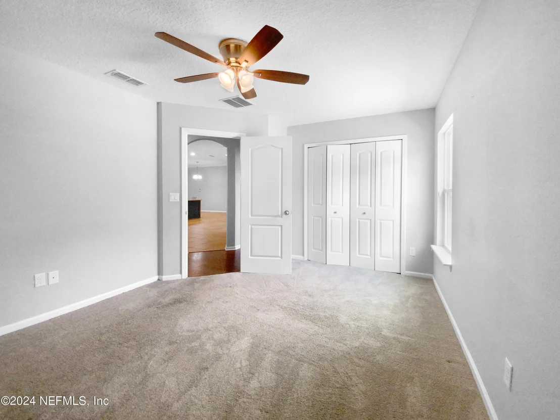 Photo of 334 IRISH ROSE Road