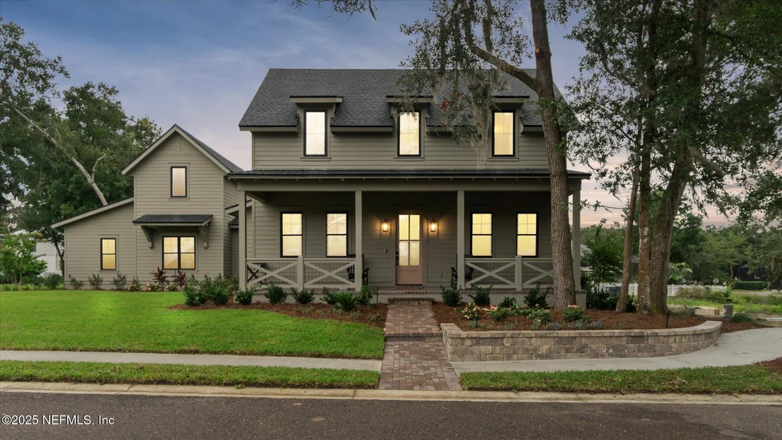 Photo of 28167 GRANDVIEW Manor