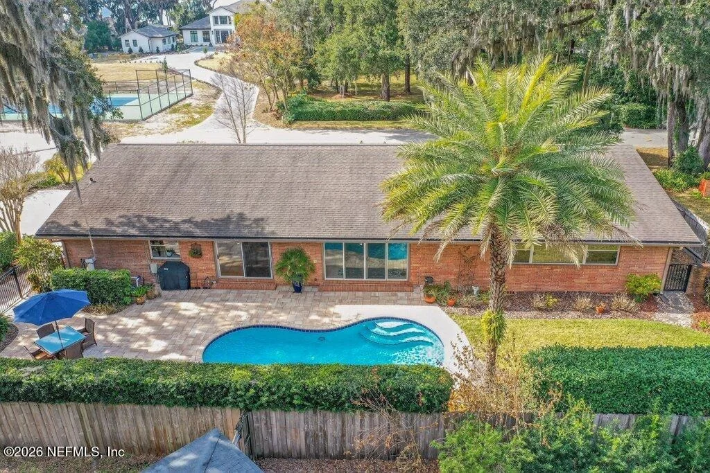 Photo of 8349 KIM Road