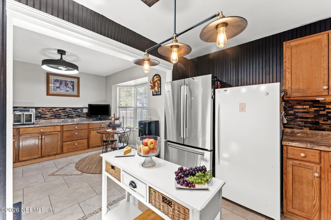 Photo of 178 SEGOVIA Road