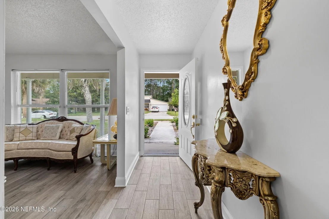 Photo of 3383 CHRYSLER Drive