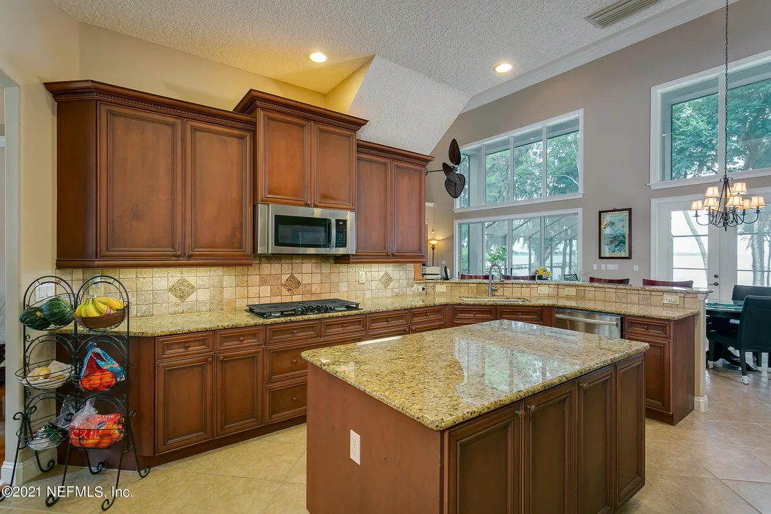 Photo of 1607 SILVER LEAF Way
