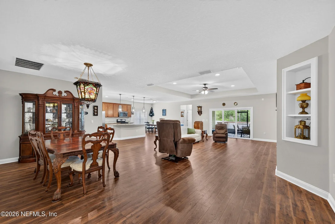 Photo of 620 IVORY PALM Road