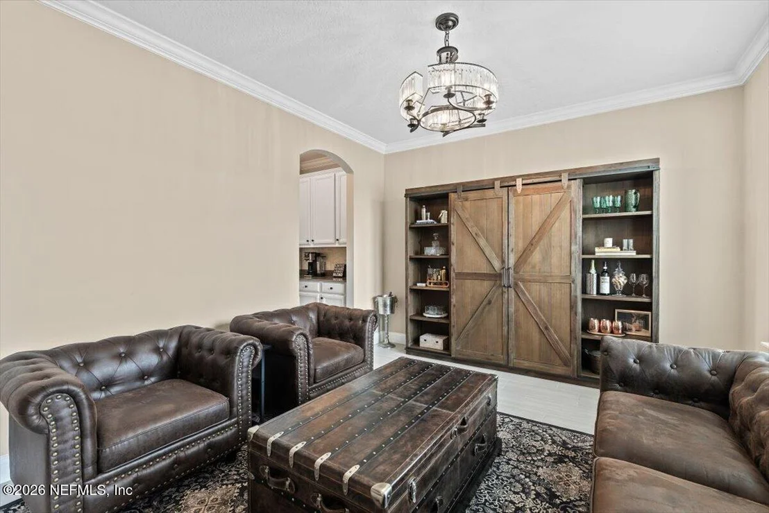 Photo of 273 CLEARVIEW Drive