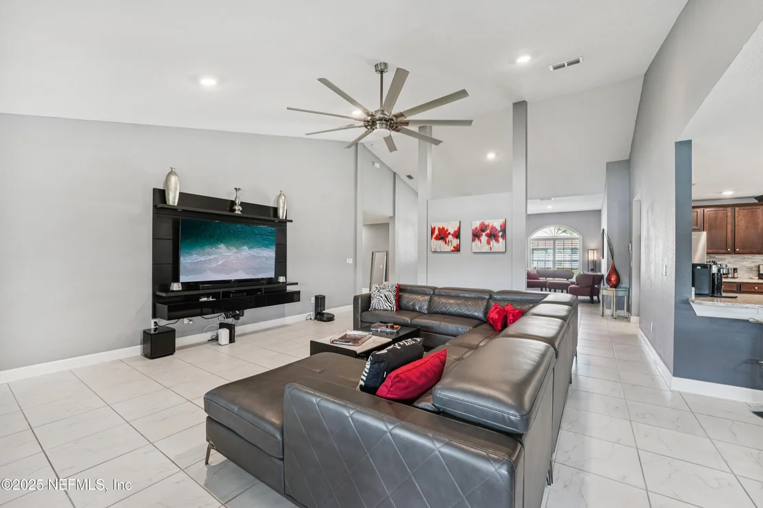 Photo of 12439 WEEPING BRANCH Circle