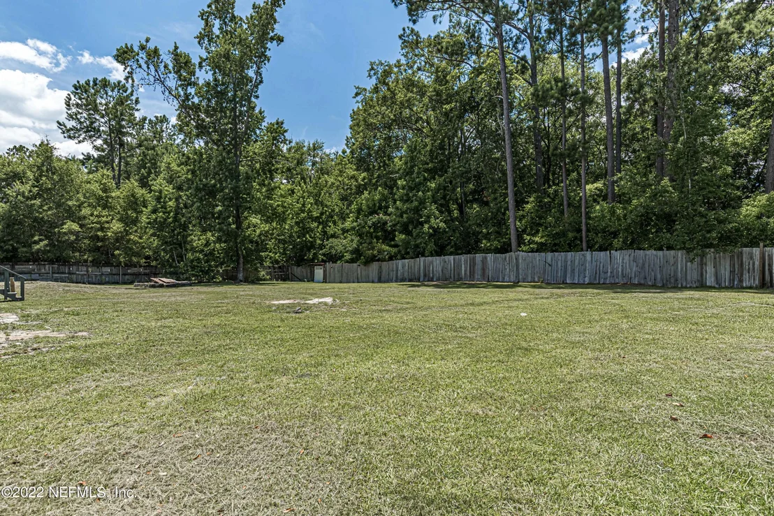 Photo of 65 PEPPERMINT Avenue