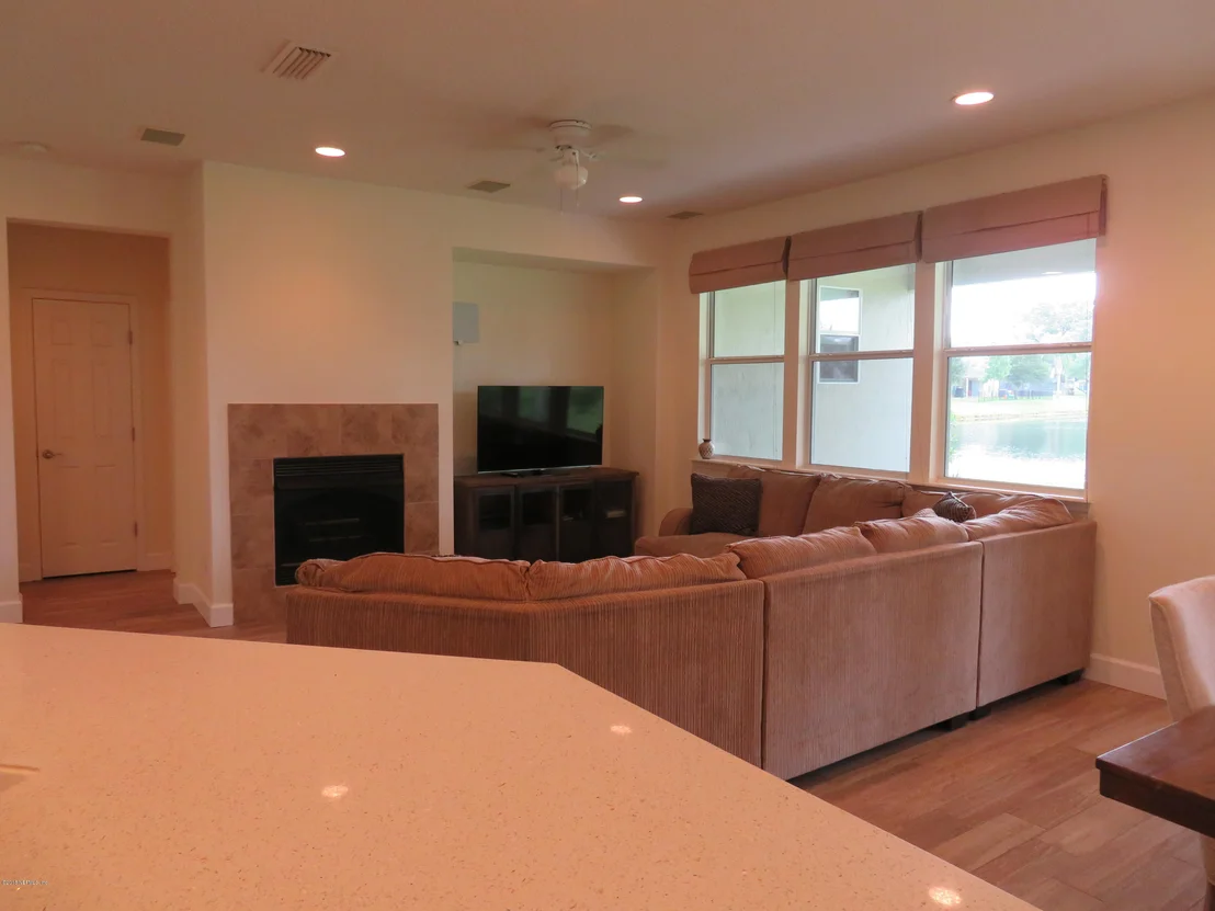 Photo of 108 CROWN WHEEL Circle