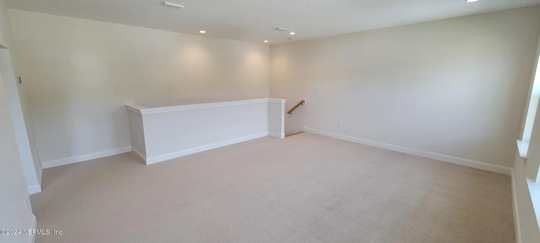 Photo of 497 HILLENDALE Circle