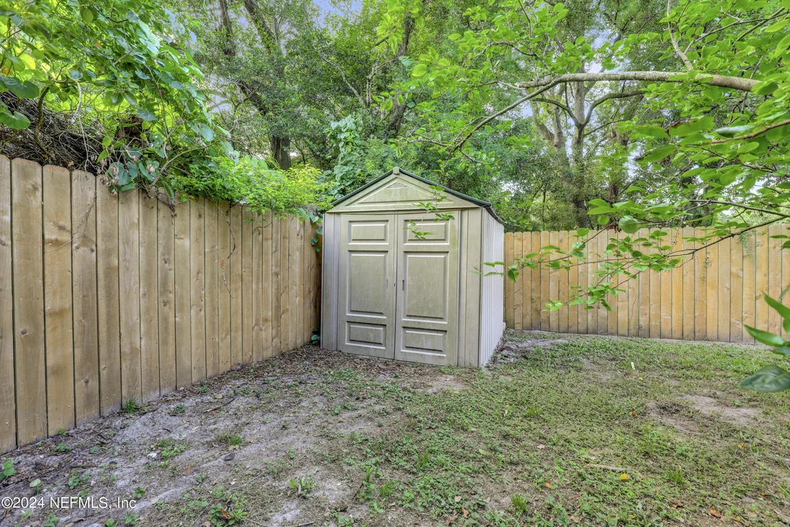 Photo of 2401 CALADIUM Road