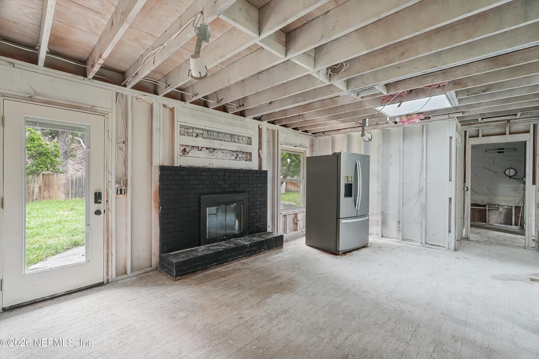 Photo of 4463 RIVER TRAIL Road