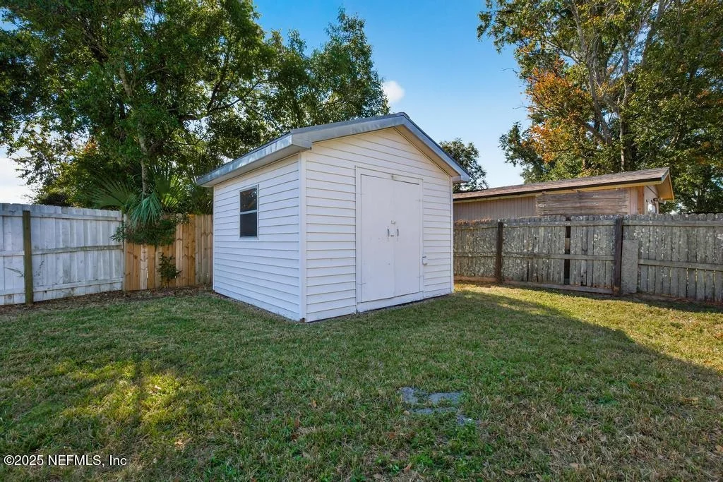 Photo of 8240 SPRINGTREE Road