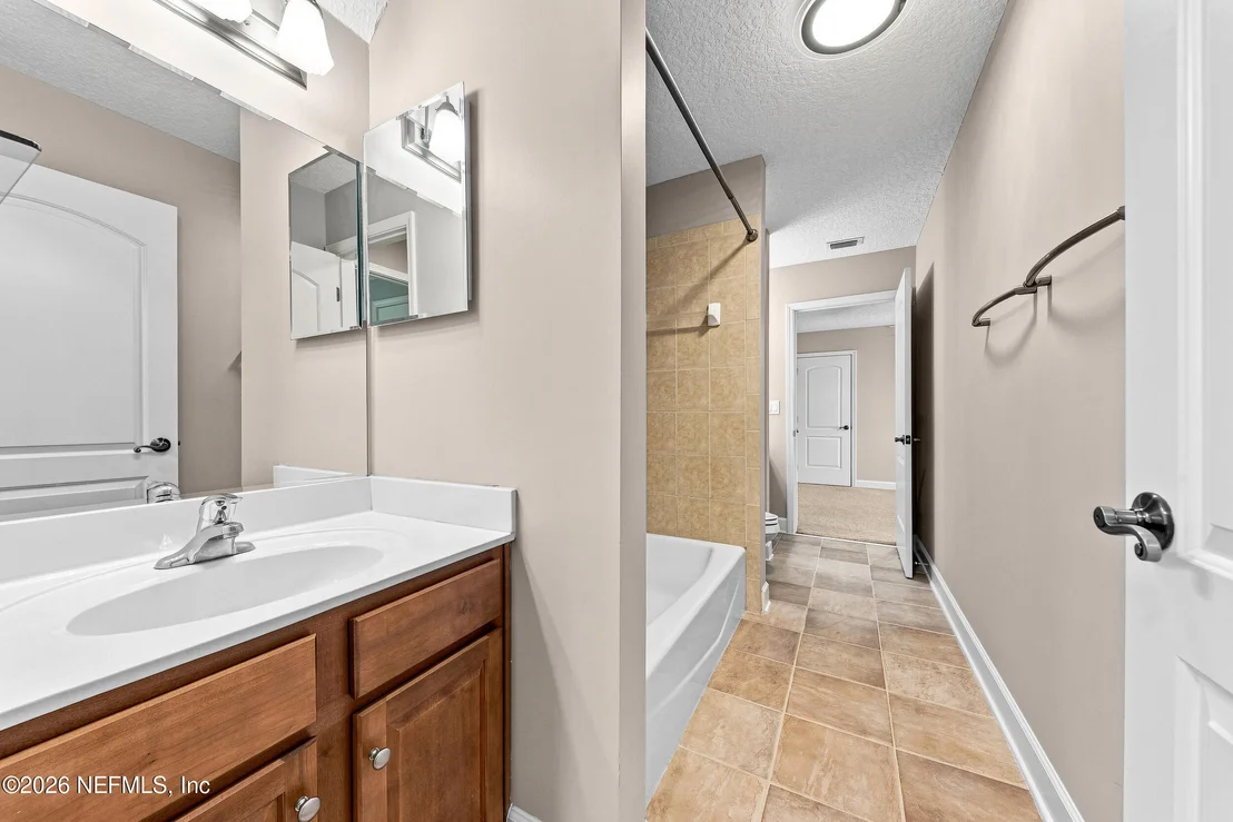Photo of 1304 HONEYSUCKLE Drive