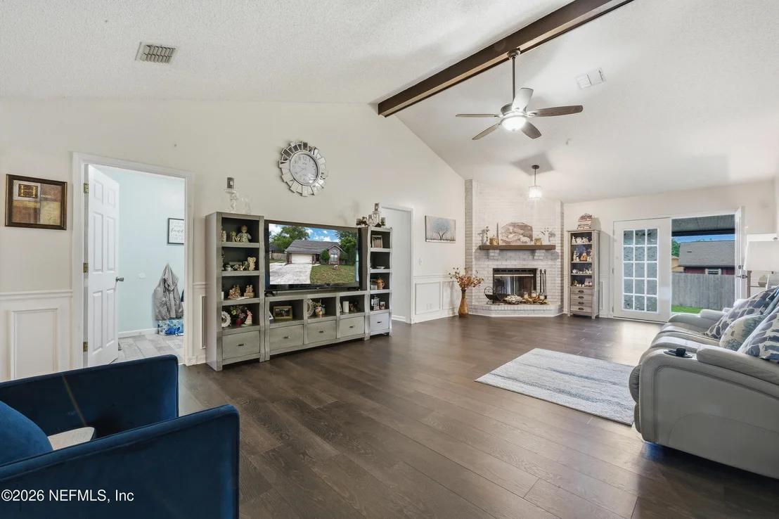 Photo of 2428 STONEBRIDGE Drive