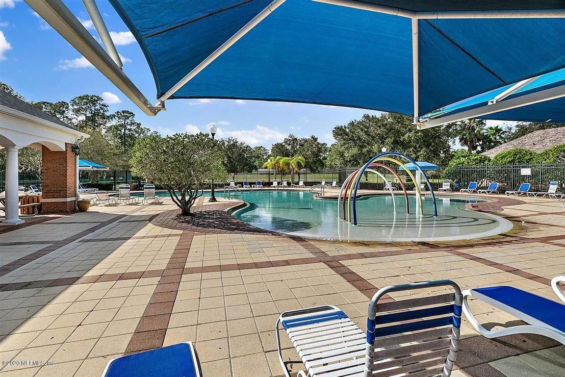 Photo of 204 HOLLAND Drive