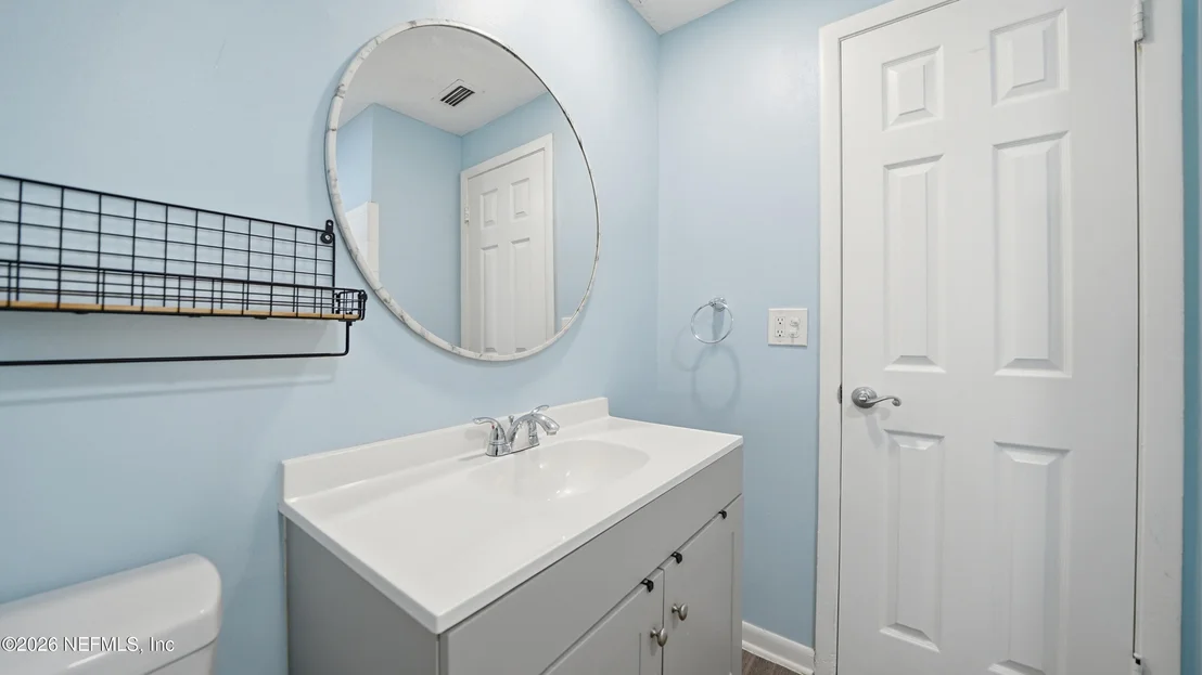 Photo of 586 MADEIRA Drive