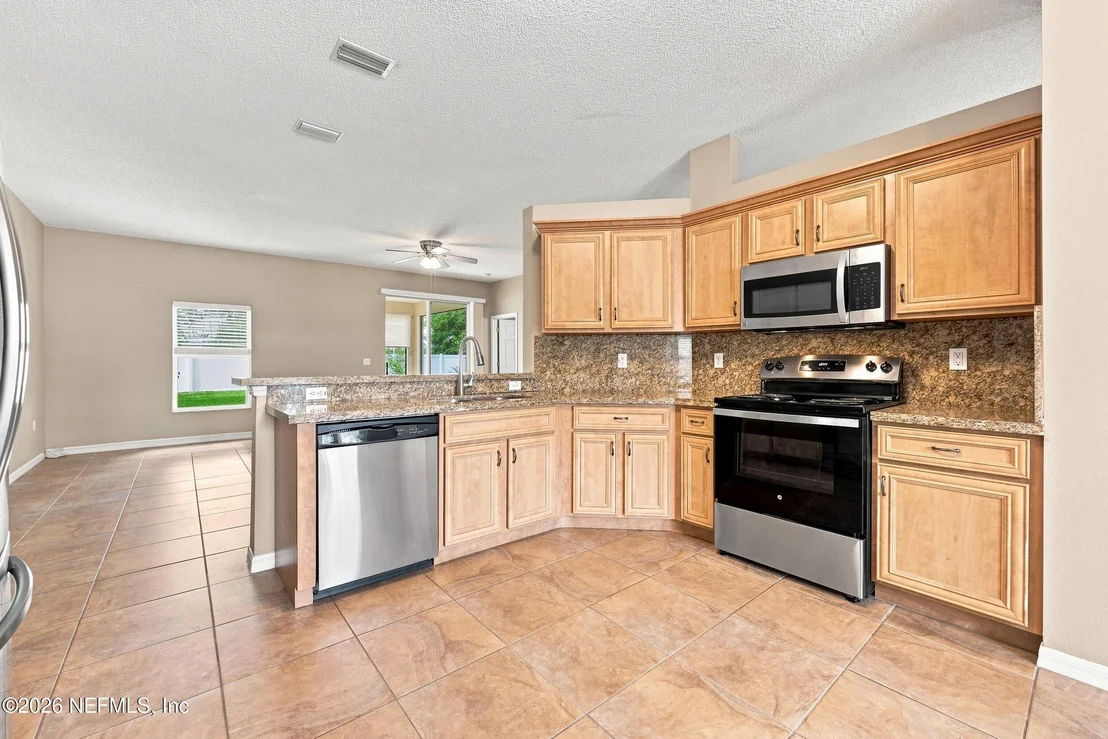 Photo of 28 BECKNER Lane
