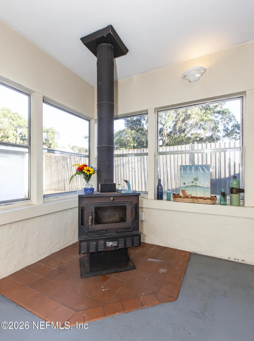 Photo of 2233 LA VALLE Drive