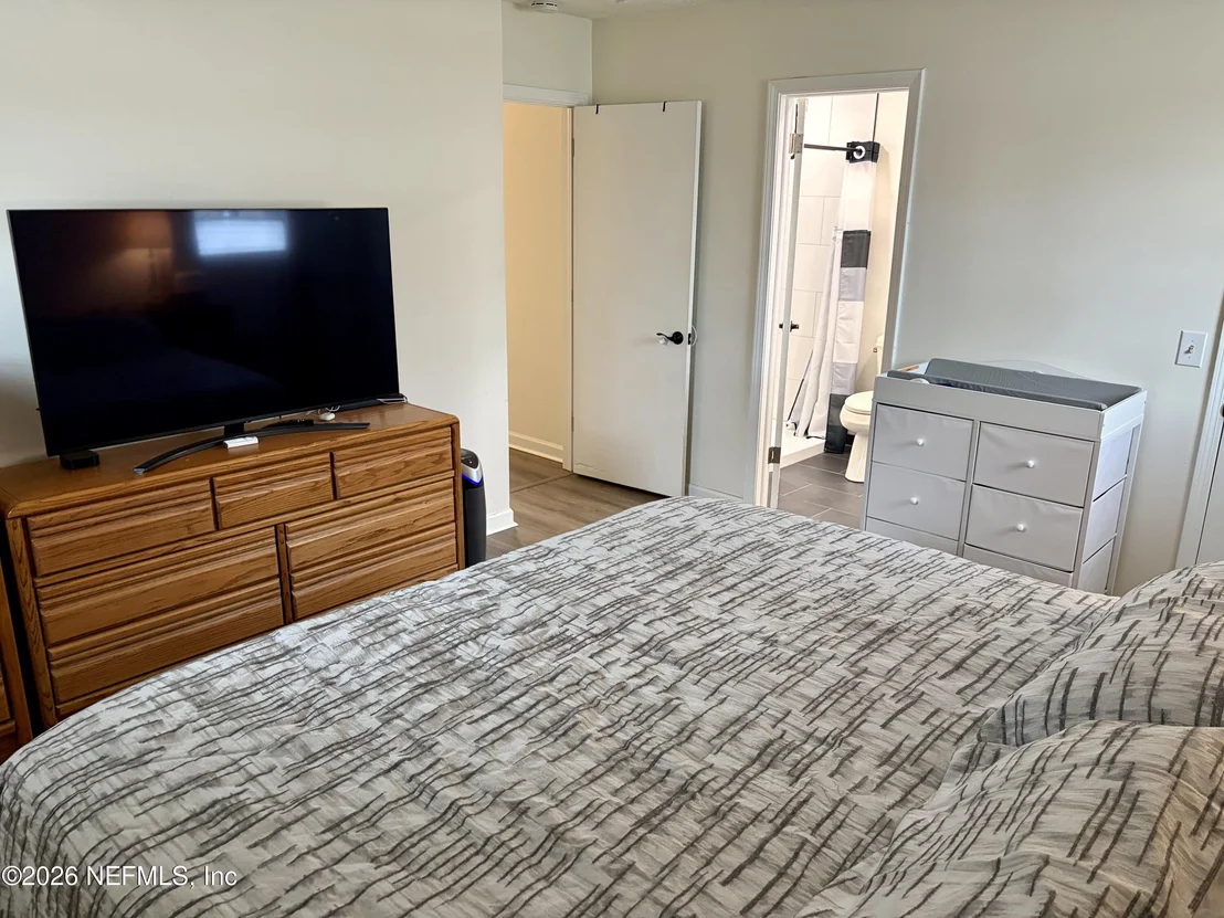 Photo of 685 BOWIE Boulevard