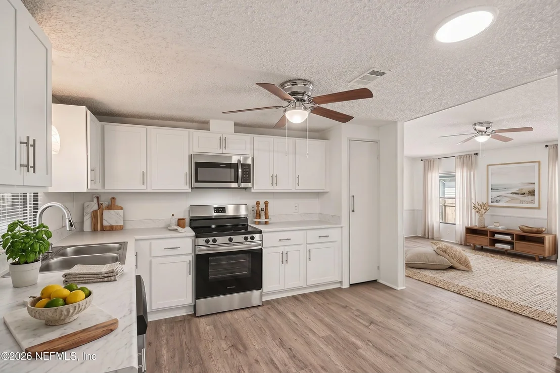 Photo of 7624 TIMBERWOOD Drive