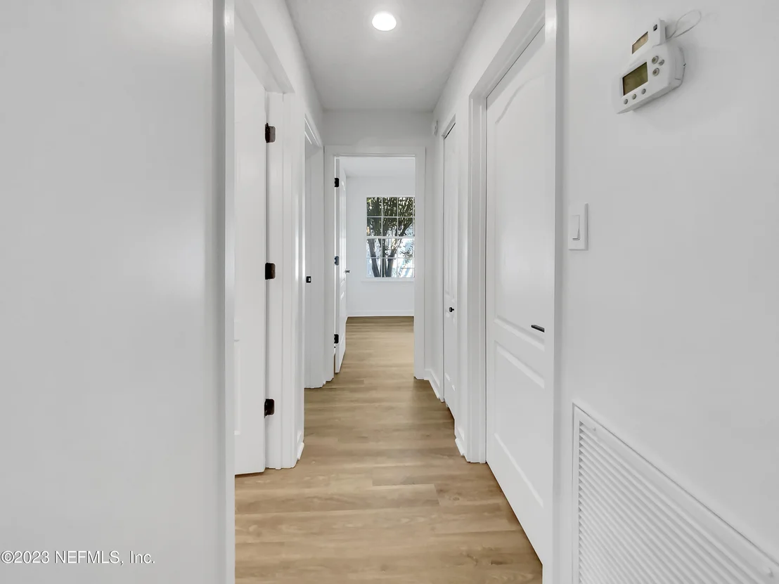 Photo of 141 JOHNS GLEN Drive