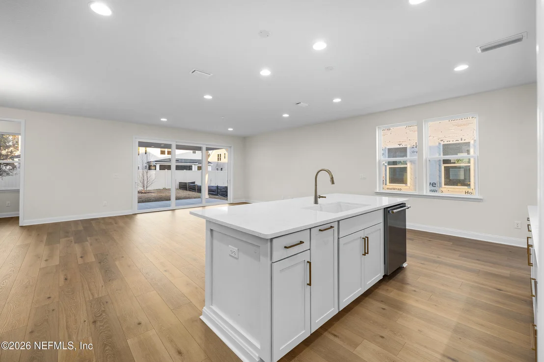 Photo of 319 SUTTON Drive