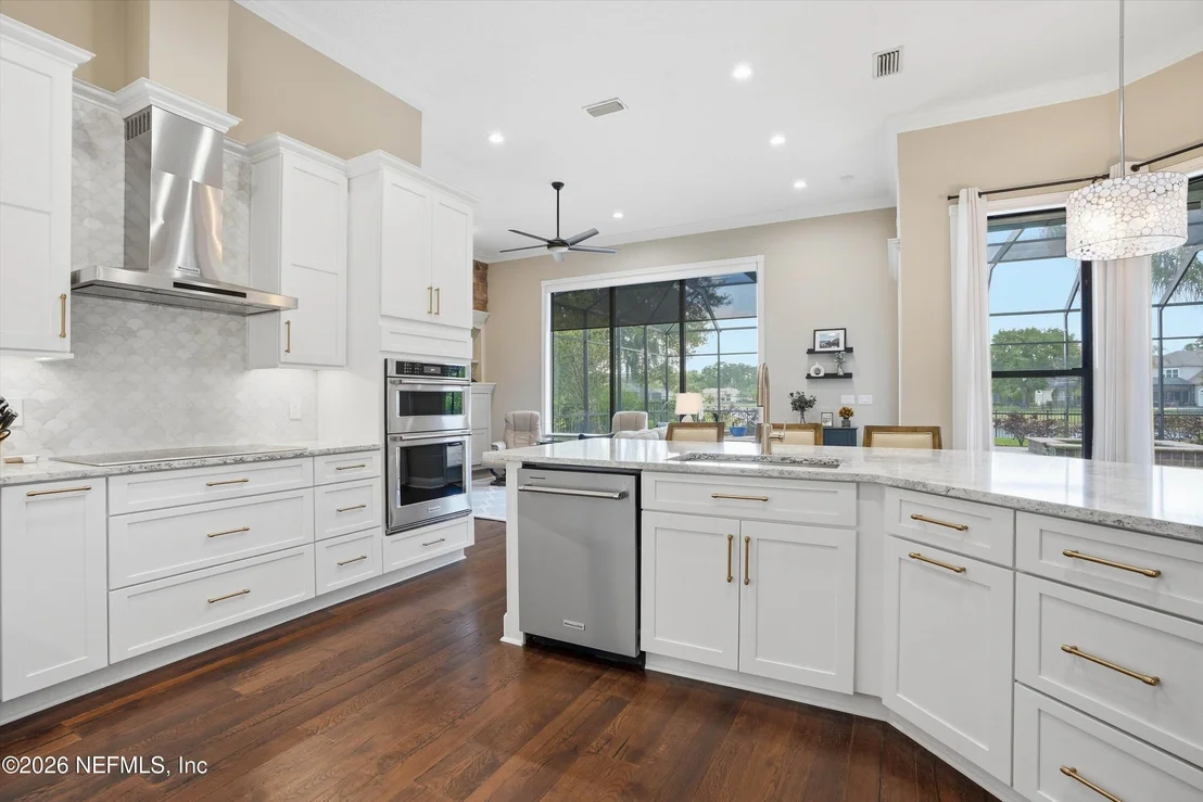 Photo of 430 SUMMERSET Drive
