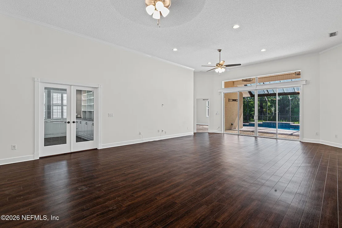 Photo of 2325 LINKS Drive