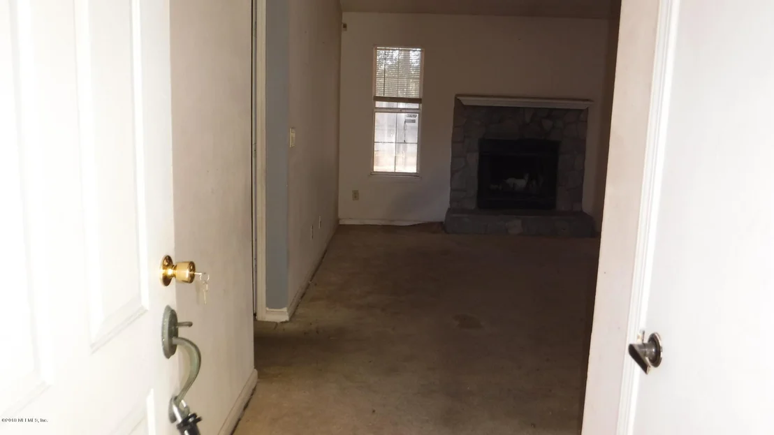 Photo of 2568 EIFFEL Circle W