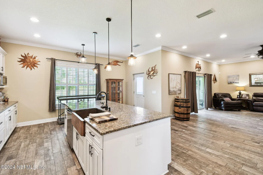 Photo of 274 DEERFIELD GLEN Drive