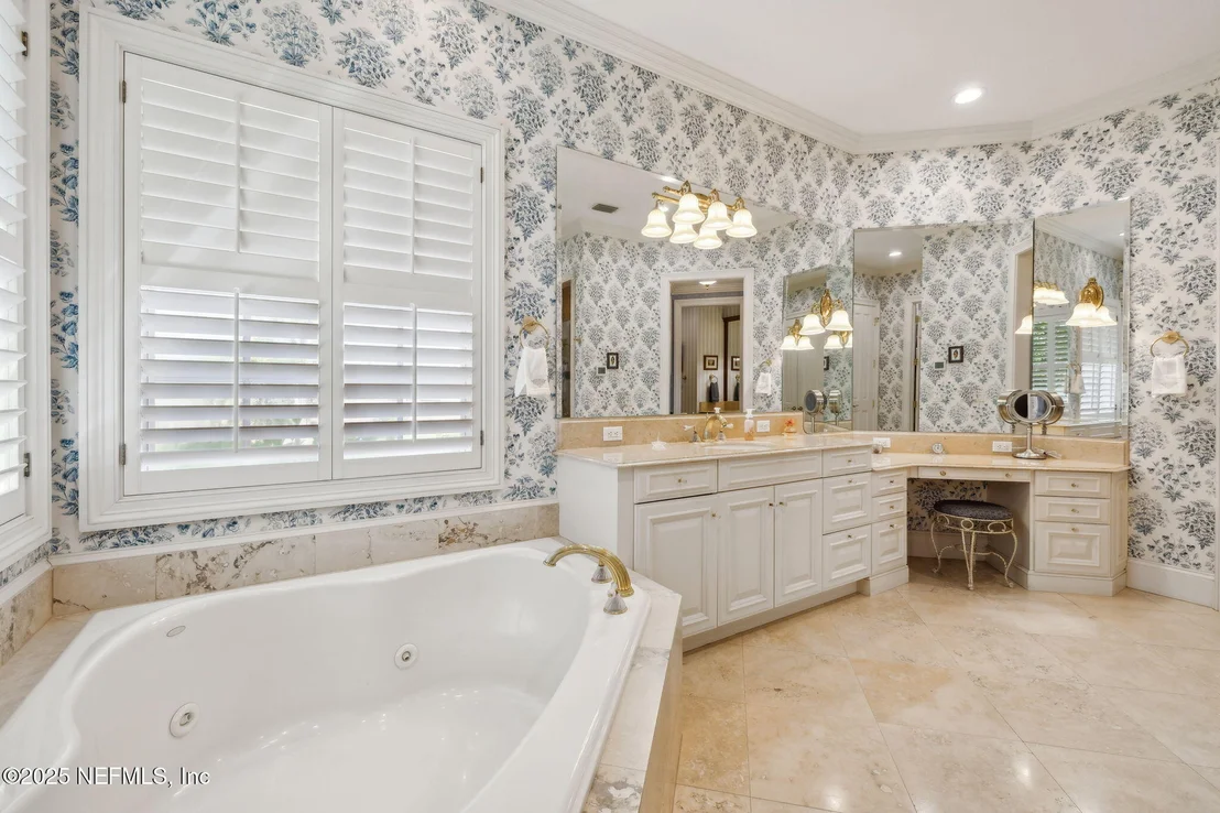 Photo of 231 DEER HAVEN Drive