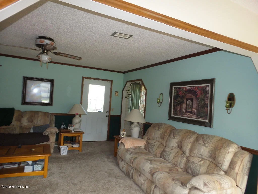 Photo of 303 MIRANDA Road