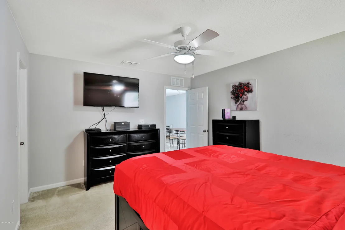 Photo of 8427 THOR Street