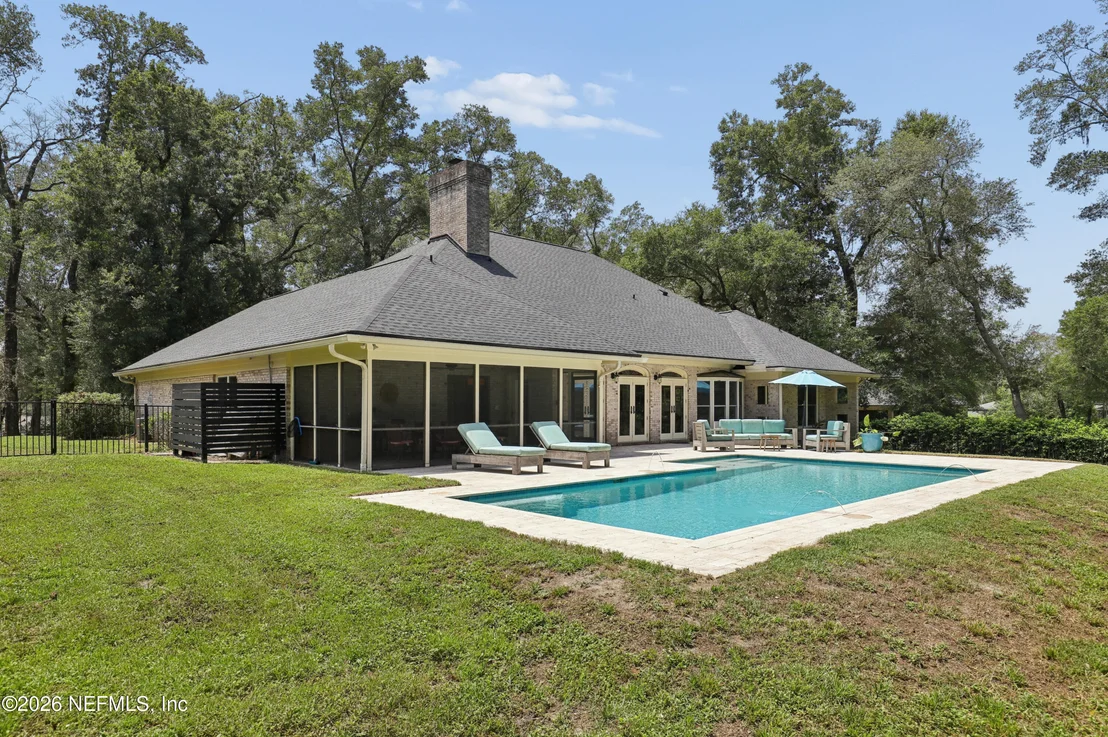 Photo of 2856 RAVINES Road