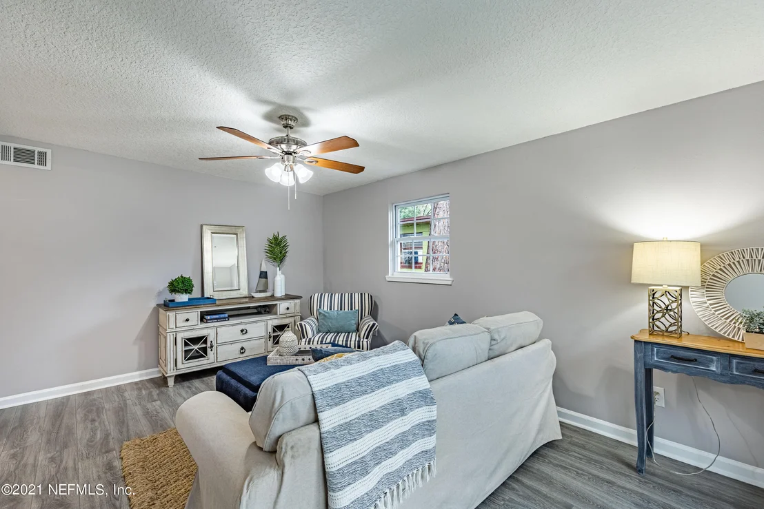 Photo of 3333 PHYLLIS Street