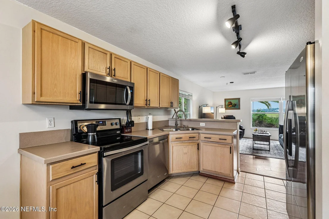 Photo of 305 ELEUTHERA Court