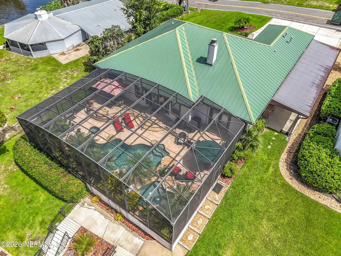 Photo of 129 RIVER Road