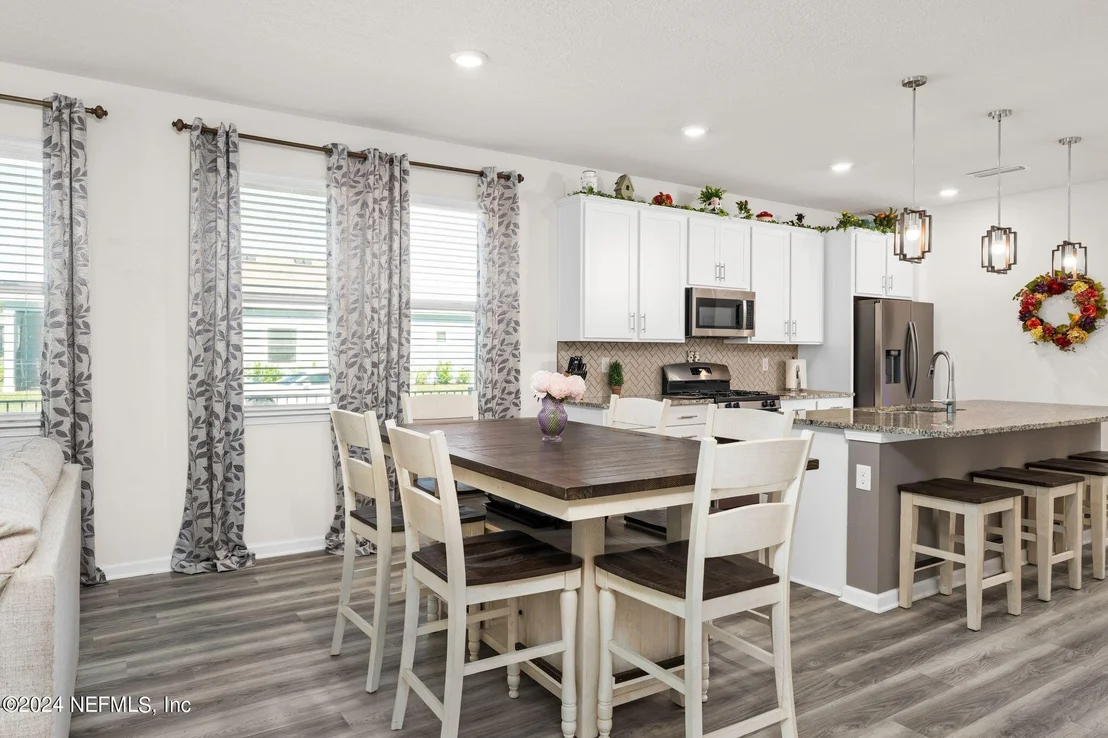 Photo of 75693 SPOONBILL Lane