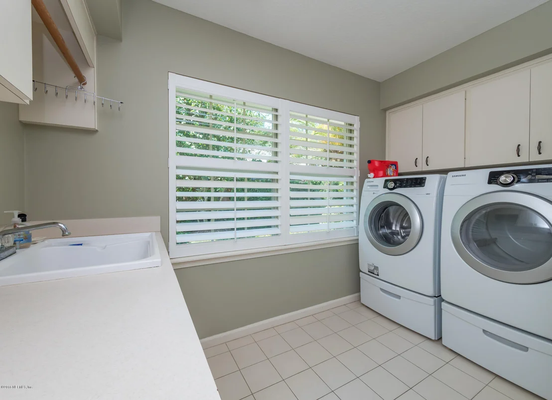Photo of 1268 FISH HOOK Way