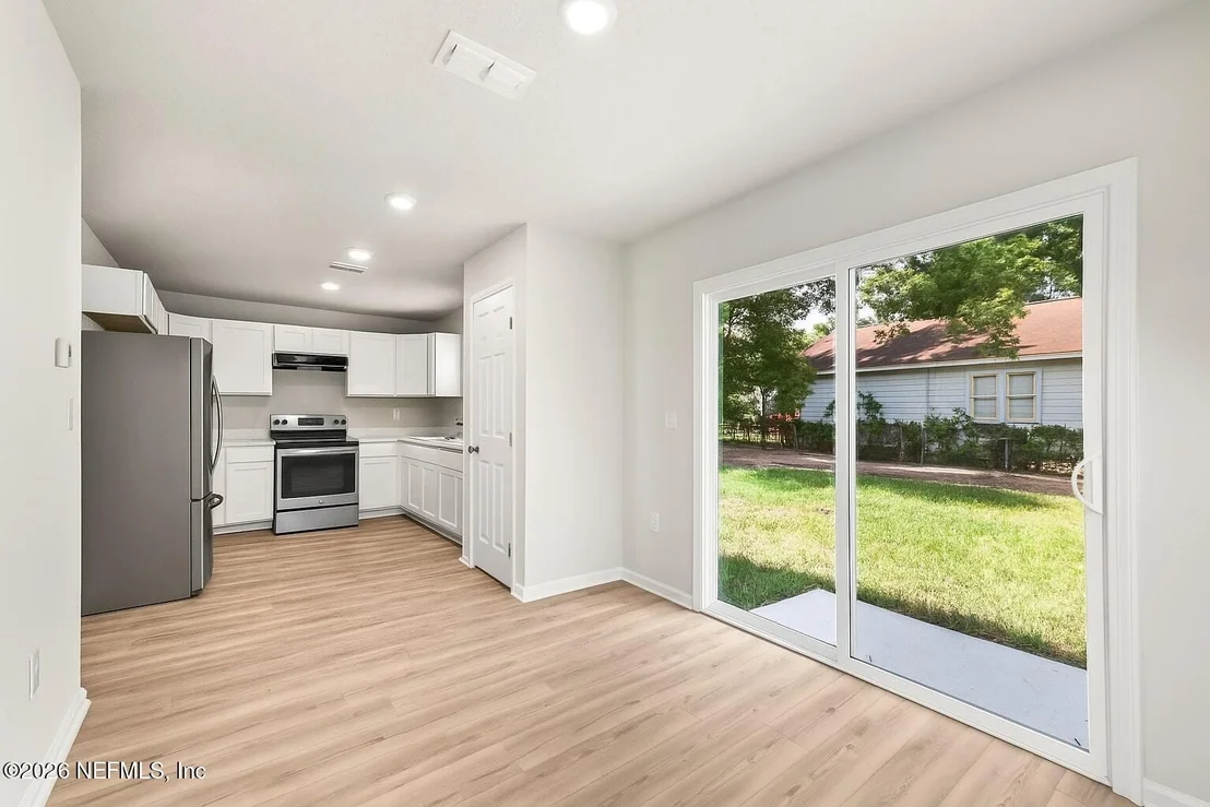 Photo of 716 LOCUST Street