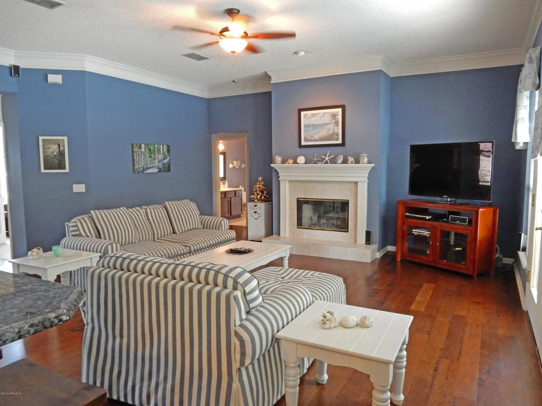 Photo of 304 LOLLY Lane