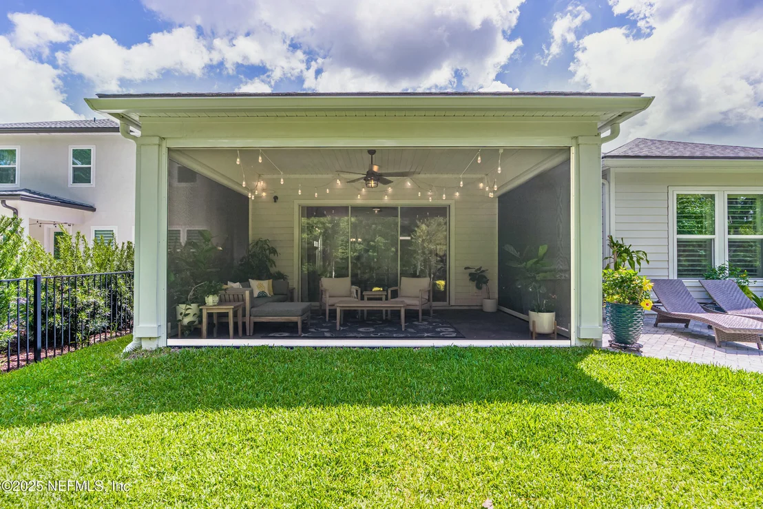 Photo of 9918 FILAMENT Boulevard