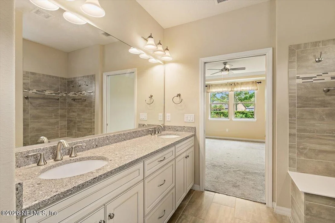 Photo of 213 WOOD POND Loop