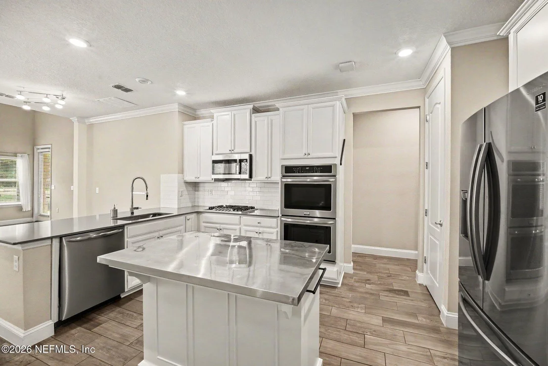 Photo of 129 SILVER CREEK Place