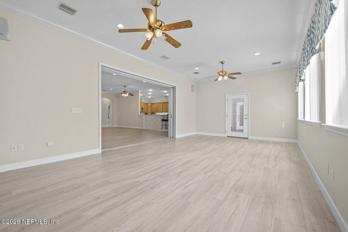 Photo of 1240 BEEKMAN Drive