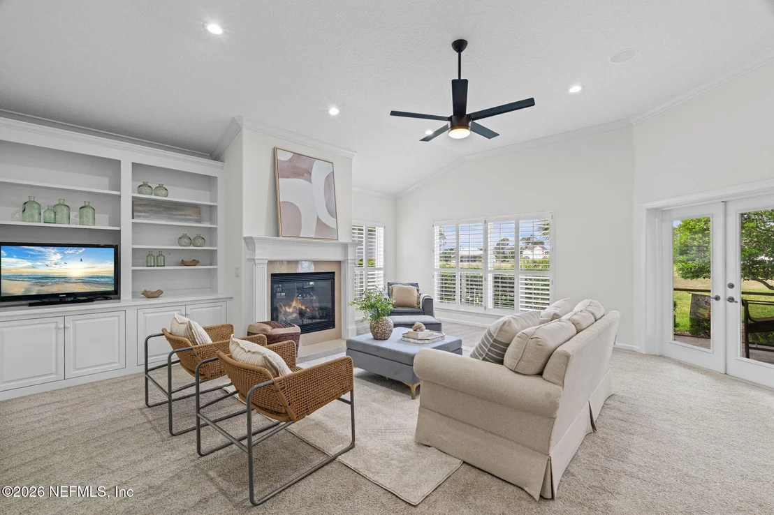 Photo of 332 MARSHSIDE Drive N