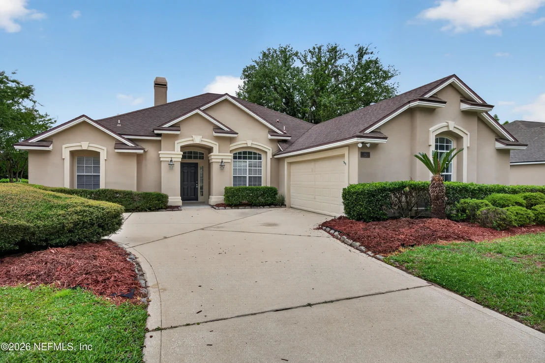 Photo of 587 OAKMONT Drive