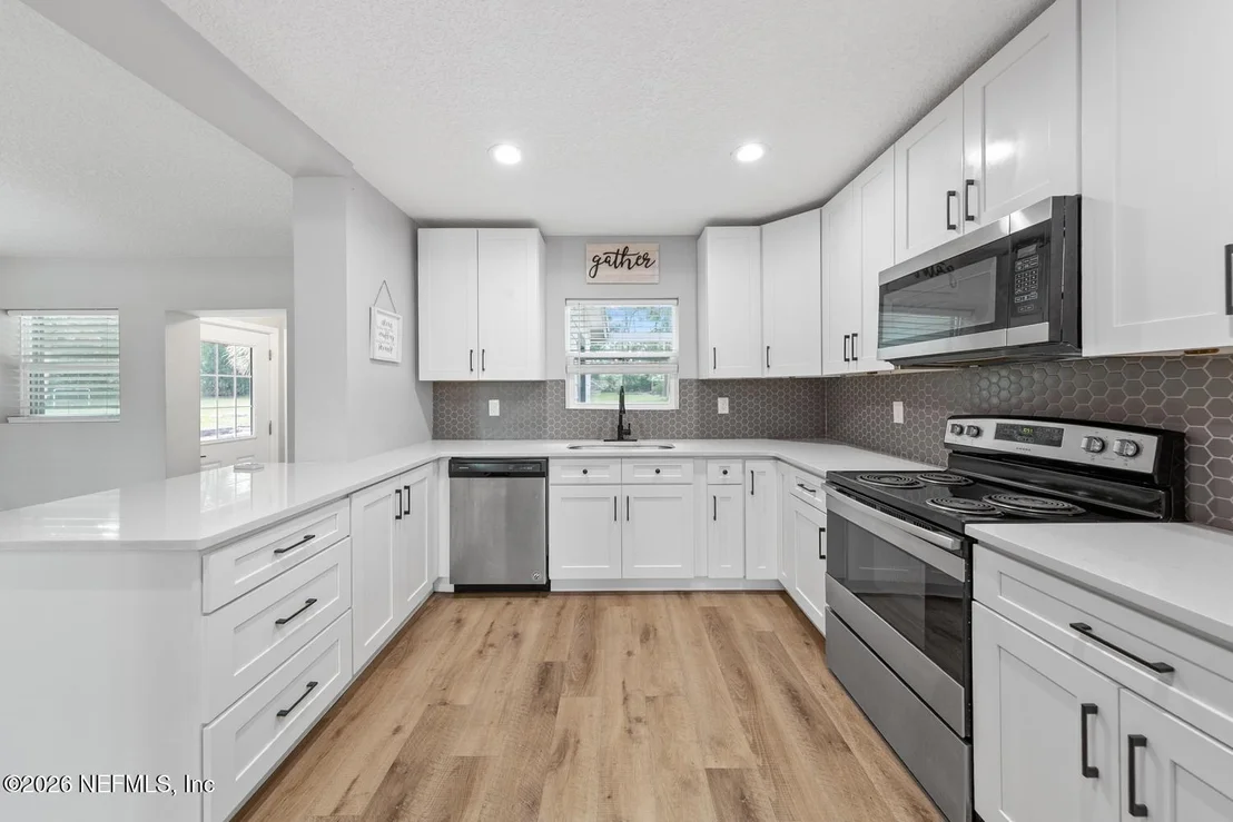 Photo of 9742 CUNNINGHAM Road
