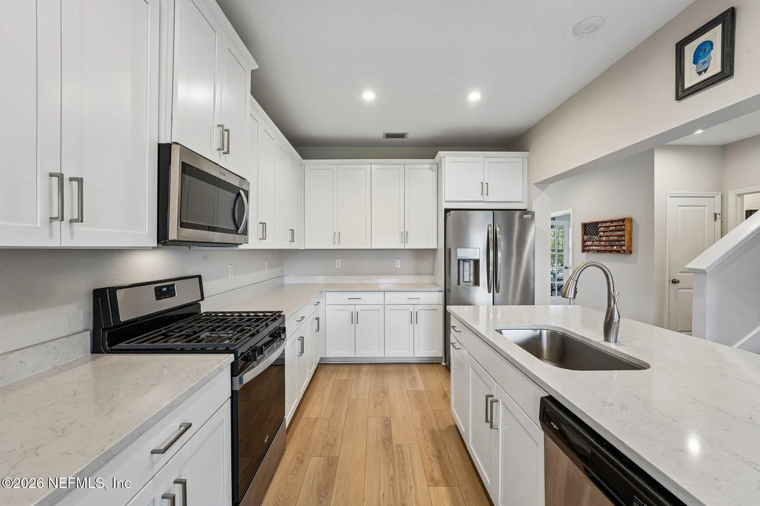 Photo of 13192 DUNWICK Road