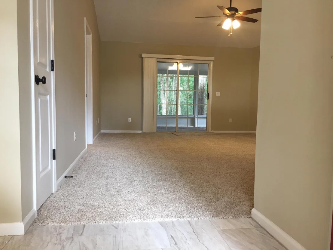 Photo of 952 LONG LAKE Drive
