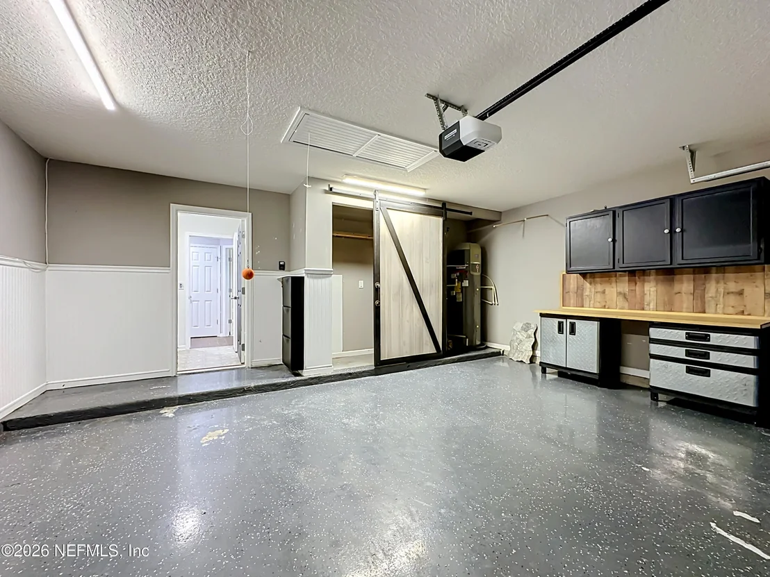 Photo of 15971 HUTTON Lane